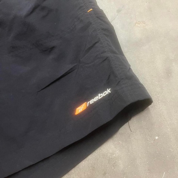 Vintage Y2K loose‎ fit baggy Reebok track shorts - Picture 2 of 8